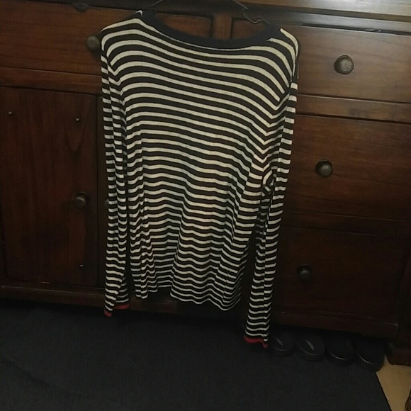 Sweater - Picture 2 of 2